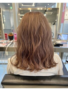 カラット 堺東(CARAT) ガーリー/ピンクブラウン/外ハネ/CARAT堺東/ベージュピンク