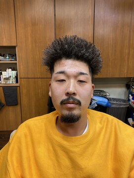 ありとみ スパイキーツイストパーマ