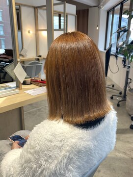 エクリュ(ecru) beige