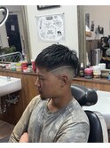 クロップ　スキンフェード