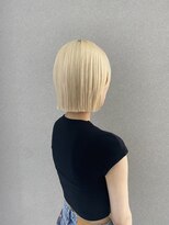 ルクス(Luxs)&nbsp;ハイトーン切りっぱなしボブ