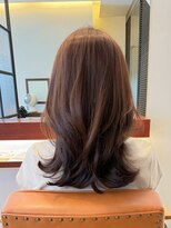 マーリャヘアー(mallia hair)&nbsp;くびれミディ×外ハネレイヤー