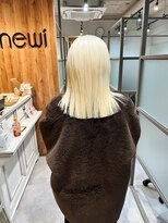 ネウィ 調布(newi)&nbsp;ホワイトブリーチ/ミディアム/ハイトーン