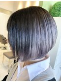 イルミナカラー×ショートボブ