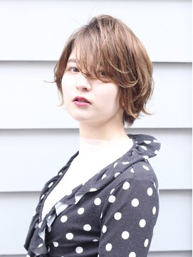 ショートボブ×ニュアンスカラー【LEB神戸三宮】