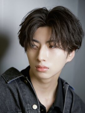 ルーシー 渋谷(LUCEY) センターパートフェザーパーマシャドウパーマメンズパーマ