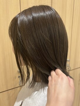 ボネッカ 鶴見(BONECCA) オリーブブラウン【柳澤優名】