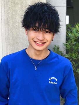 ローハ(Lowha) 黒髪フェザーマッシュ☆