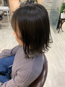 クレア(CREA) オススメ外はね暗髪透明感