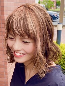 レヴェヘア rever hairの写真/【呉駅徒歩3分】≪最新★資生堂アルティストカラー取扱≫"透明感×柔らかな質感×希望の色味"が叶う♪