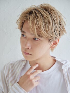 リコ リトル 室蘭(lico×little) かきあげハイトーンショート