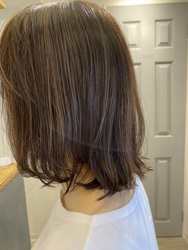 ツクシ(tsukusi) 大人の自毛ハイライト