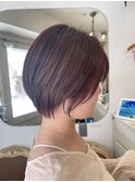 ピンクカラーブリーチなし前髪ありショートボブ赤羽美容室