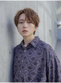 小久保styleフェザーパーマグレーブルーカラー刈り上げショート