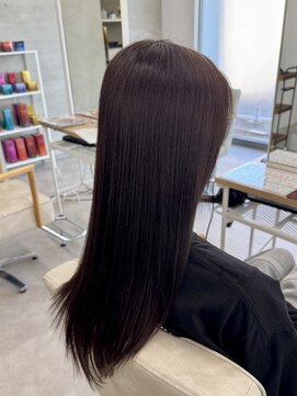 レヴィア(REVIA) レイヤーカット髪質改善トリートメントピンクパープル