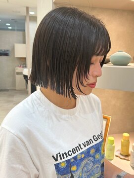 ヴィサージュアクト(VISAGE a.c.t) ミニボブ×顔まわりレイヤー