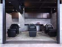 アノ(Ano.)の雰囲気（【店内】ブリーチ・学割U24・ツイストパーマ・メンズカット）