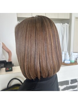 アトリエファゴ ハナミズキ店 ファッションカラーでグレイカバー