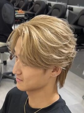 ビカムメンズヘアー 栄店(become men's hair) ハイトーンセンターパート