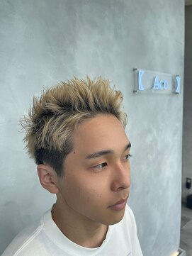 アコ(Aco) スパイキーショート/ベージュ/ブリーチ２回