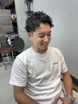 ネオン(NEON)&nbsp;アップバング×ツイストパーマ