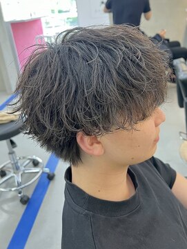 ダズルヘアラッシュ(DAZZLE hair RUSH) 名古屋シャドウパーマ緩めスパイラルパーママッシュウルフカット