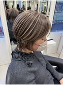 白髪ぼかし/脱白髪染め/白髪/大人女性/髪型/細めハイライト