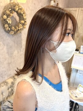 ディーヴァヘアーエズ(DIVA hair Eze) 20代30代 ちら見えイヤリング グレージュカラー◎