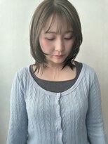 ヒャッカ(hyakka)&nbsp;透明感のあるオリーブグレージュ×レイヤーボブ