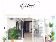 ヘアー メイク ミート(hair make Meet)の雰囲気（緑色の壁と白い看板が目印。奉還町商店街のはずれの方です。）