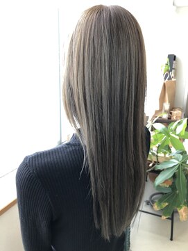 ヘアアンドメイク ムーア(Muuua) 外国人風カラー