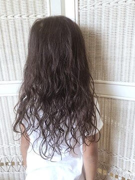 24 岸和田店 ふわふわパーマのおしゃれガール☆
