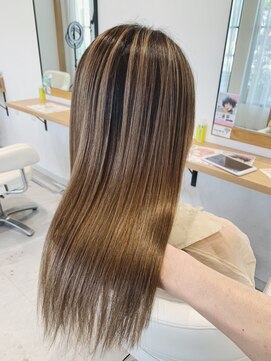 チェレ ロッソ 金剛店(Chere rosso) 3Dカラー×ハイライト×ローライト×くすみベージュ