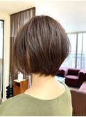30代40代大人可愛い丸みショートボブ　小顔　ベージュカラー