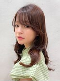 ゆるふわウェーブ可愛いニュアンス流し前髪と顔まわりで小顔に♪