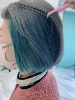 リーホリエ(Lee Horie)&nbsp;【高木】turquoise×greenのインナーカラー◎