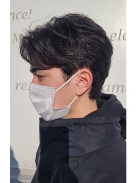 六本木美容室 白金店 センターパート/ハンサムショート/ツーブロック/黒髪/マッシュ