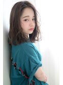 ★くびレイヤーエモージュ斜めバング グレージュカラー
