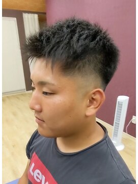 ブルブンガ(Berbunga) フェードカットビジカジショート×アップバングスリークショート