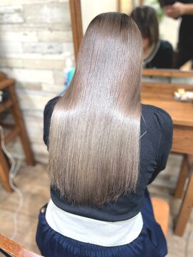 アイエスト 東新宿(I est) 新宿|髪質改善×ツヤカラーで大人ナチュラルストレート