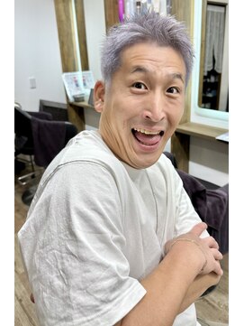 ノア(NOA) 見つかってしまった陽気なシルバーさん