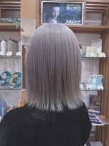 プランタンアヴェダ(printemps AVEDA)&nbsp;大人のミルクティーグレーボブ