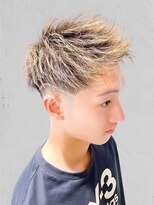 ディーバ 横浜(D.I.E.V.A)&nbsp;10代20代30代40代メンズ束感アップバングブリーチショート