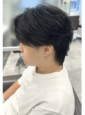 自然に流れるフェザーウルフ