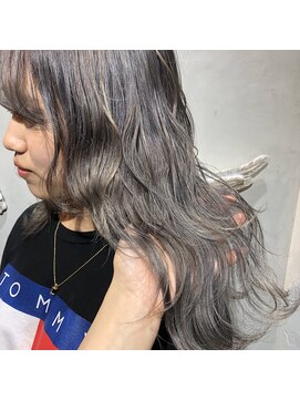 アンベリール 大名(Embellir) ブリーチ縮毛矯正