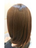 ツヤ髪ミディアムレイヤー