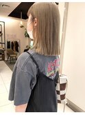 ぱつっと切りっぱなしロブ
