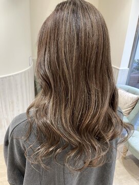 ネオリーブソラ 相模大野店(Neolive sola) 白髪ぼかし/グレージュカラー