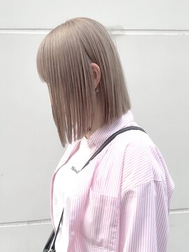 ヨー(Yoh-) 【ミルクティーベージュ/阿部達哉】ブリーチ/ハイトーン/ボブ