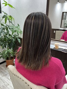 ベルヘアーデザイン 堺東(Belle hair Design) ナチュラルハイライト